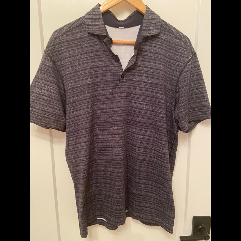 Men’s short sleeve lululemon polo shirt large